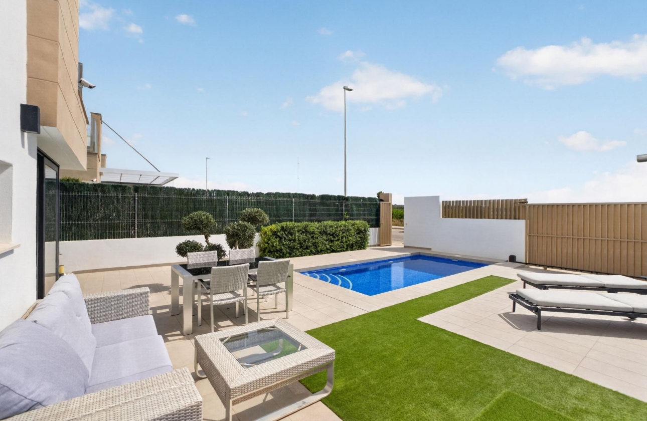 Resale - Villa - Guardamar del Segura - EL RASO