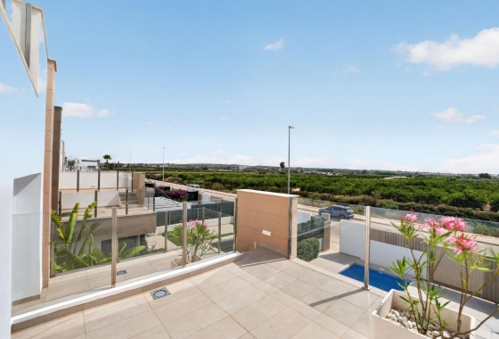 Resale - Villa - Guardamar del Segura - EL RASO