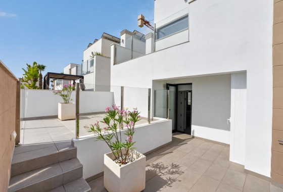 Resale - Villa - Guardamar del Segura - EL RASO
