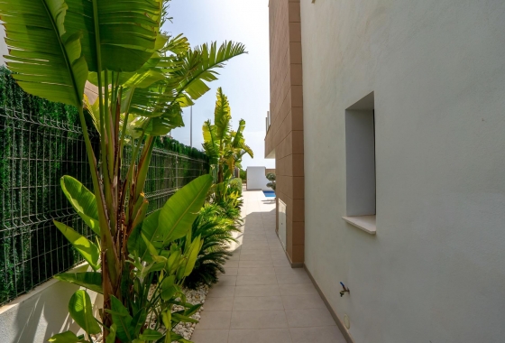 Resale - Villa - Guardamar del Segura - EL RASO