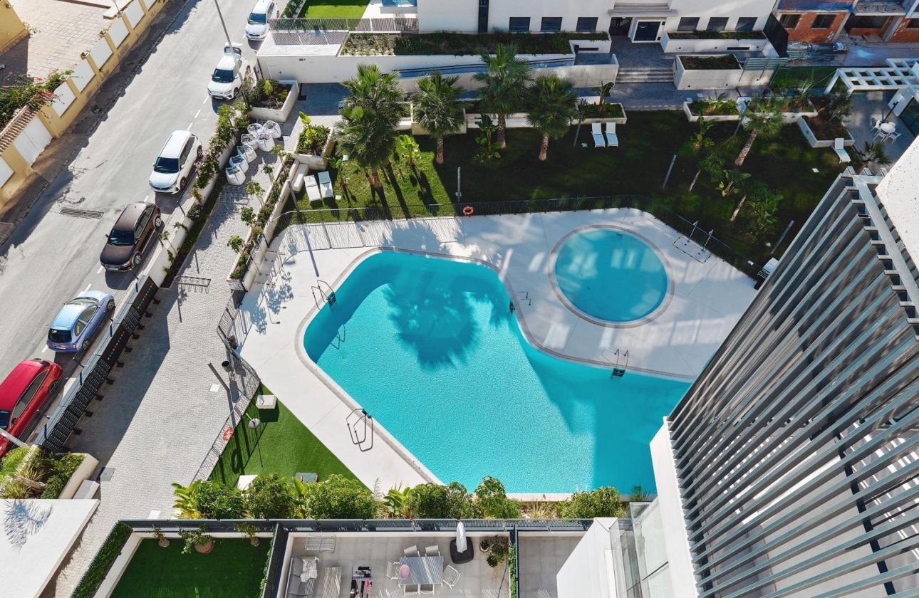 Resale - Apartment - Dehesa de campoamor - Campoamor