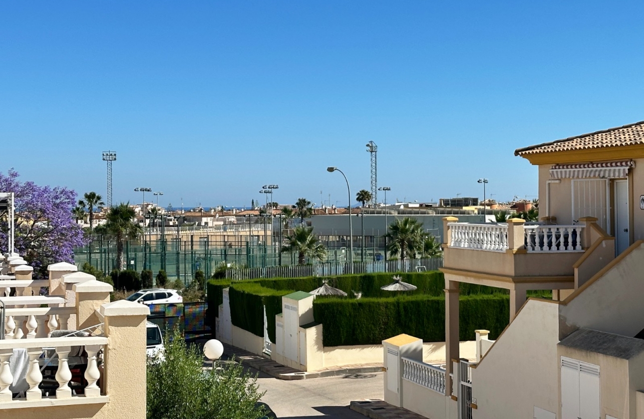 Resale - Apartment - Orihuela Costa - Playa Flamenca