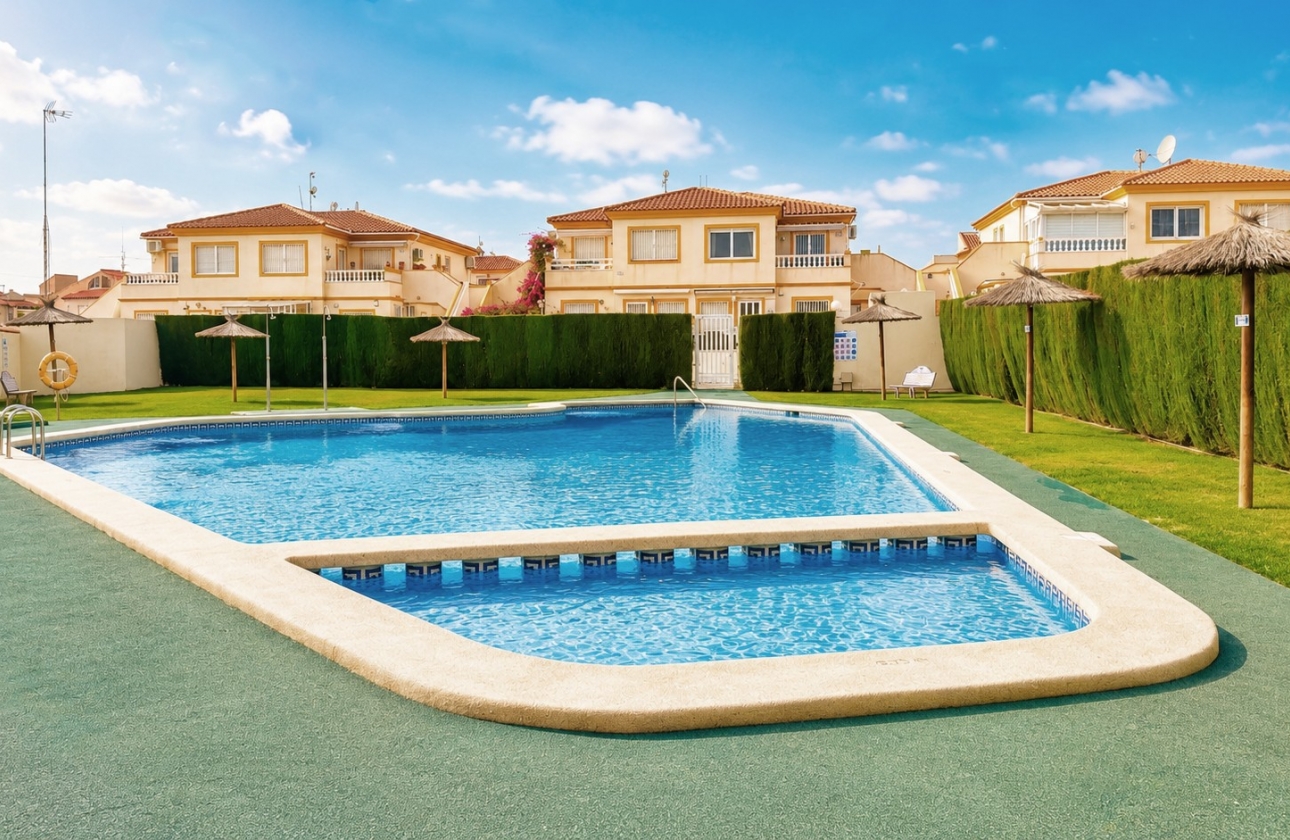 Resale - Apartment - Orihuela Costa - Playa Flamenca