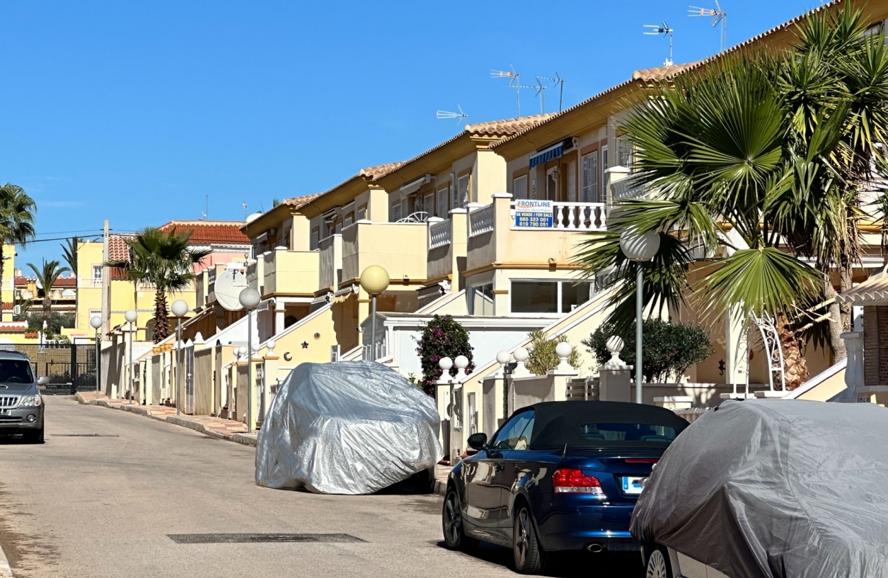 Resale - Apartment - Orihuela Costa - Playa Flamenca