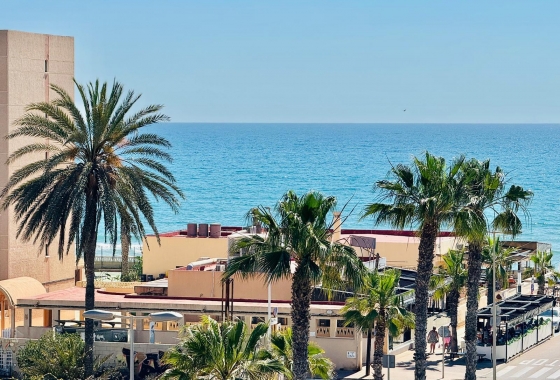 Resale - APARTAMENTO - Torrevieja - LA MATA