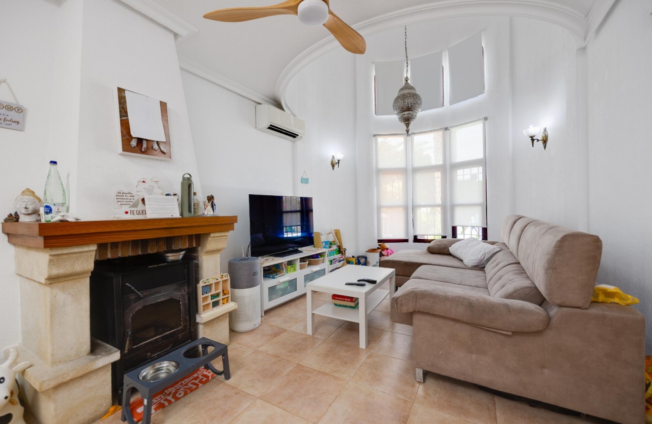 Resale - Villa - San Fulgencio - La Marina