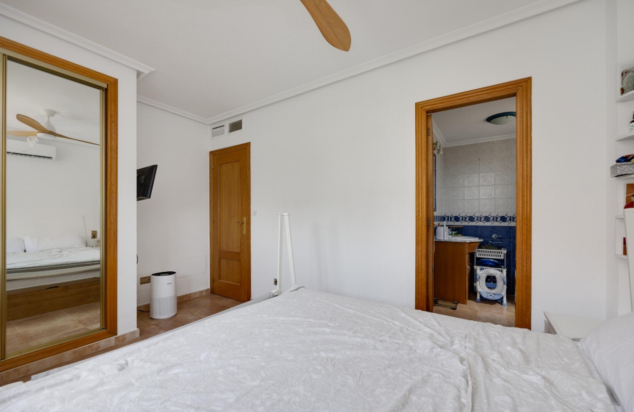 Resale - Villa - San Fulgencio - La Marina