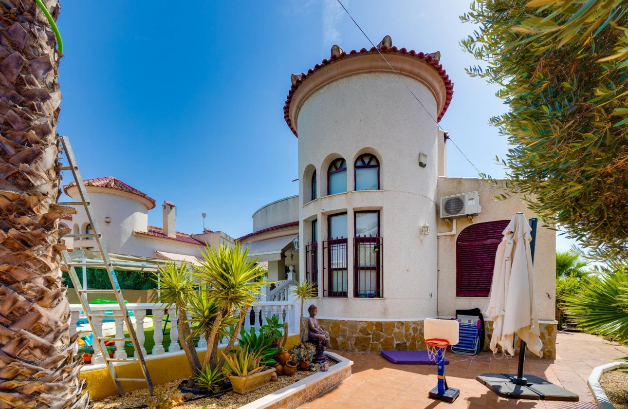 Resale - Villa - San Fulgencio - La Marina