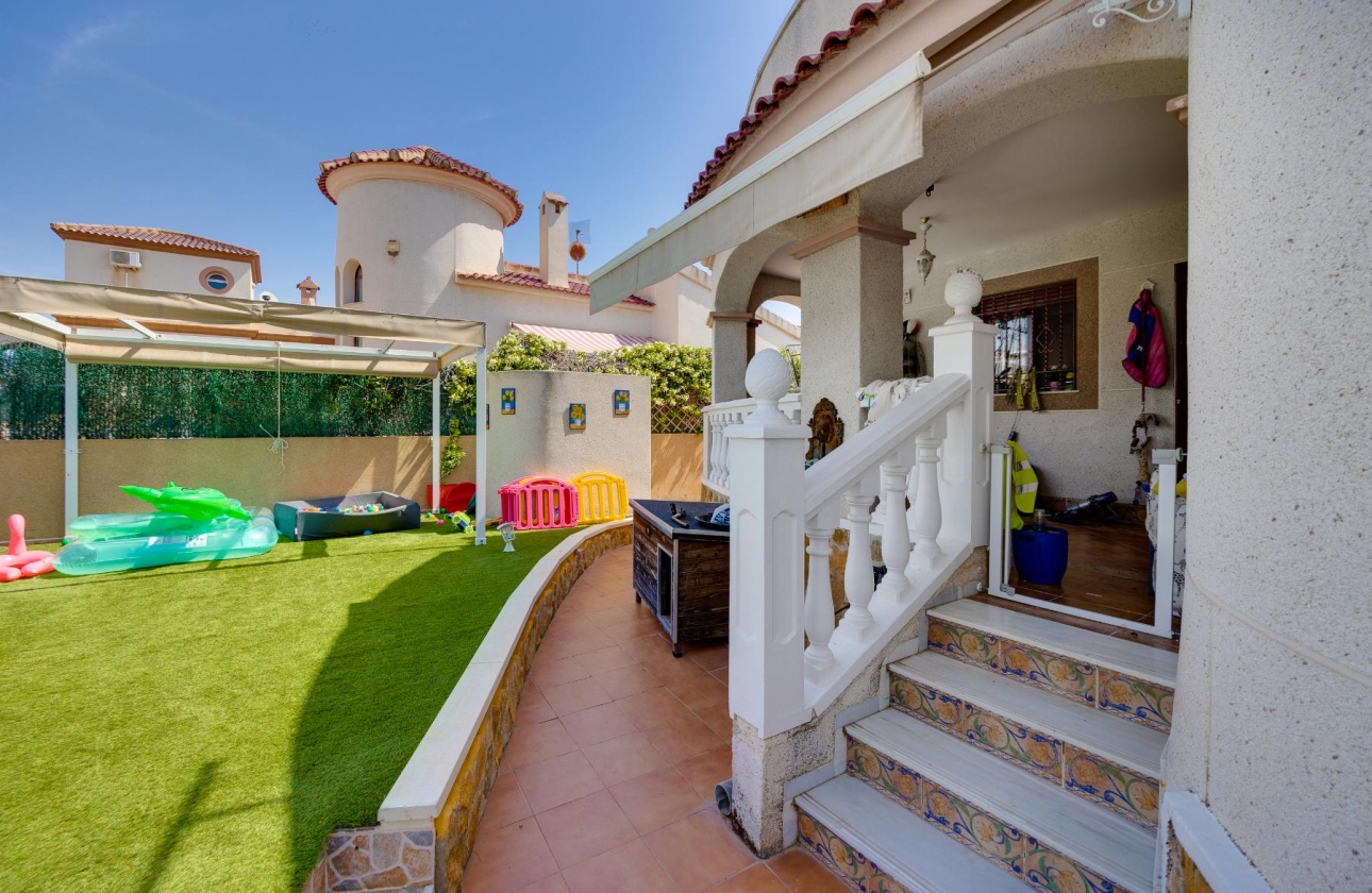 Resale - Villa - San Fulgencio - La Marina