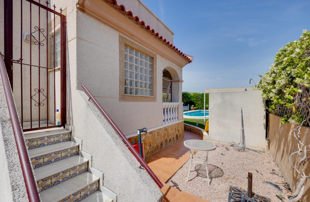 Resale - Villa - San Fulgencio - La Marina
