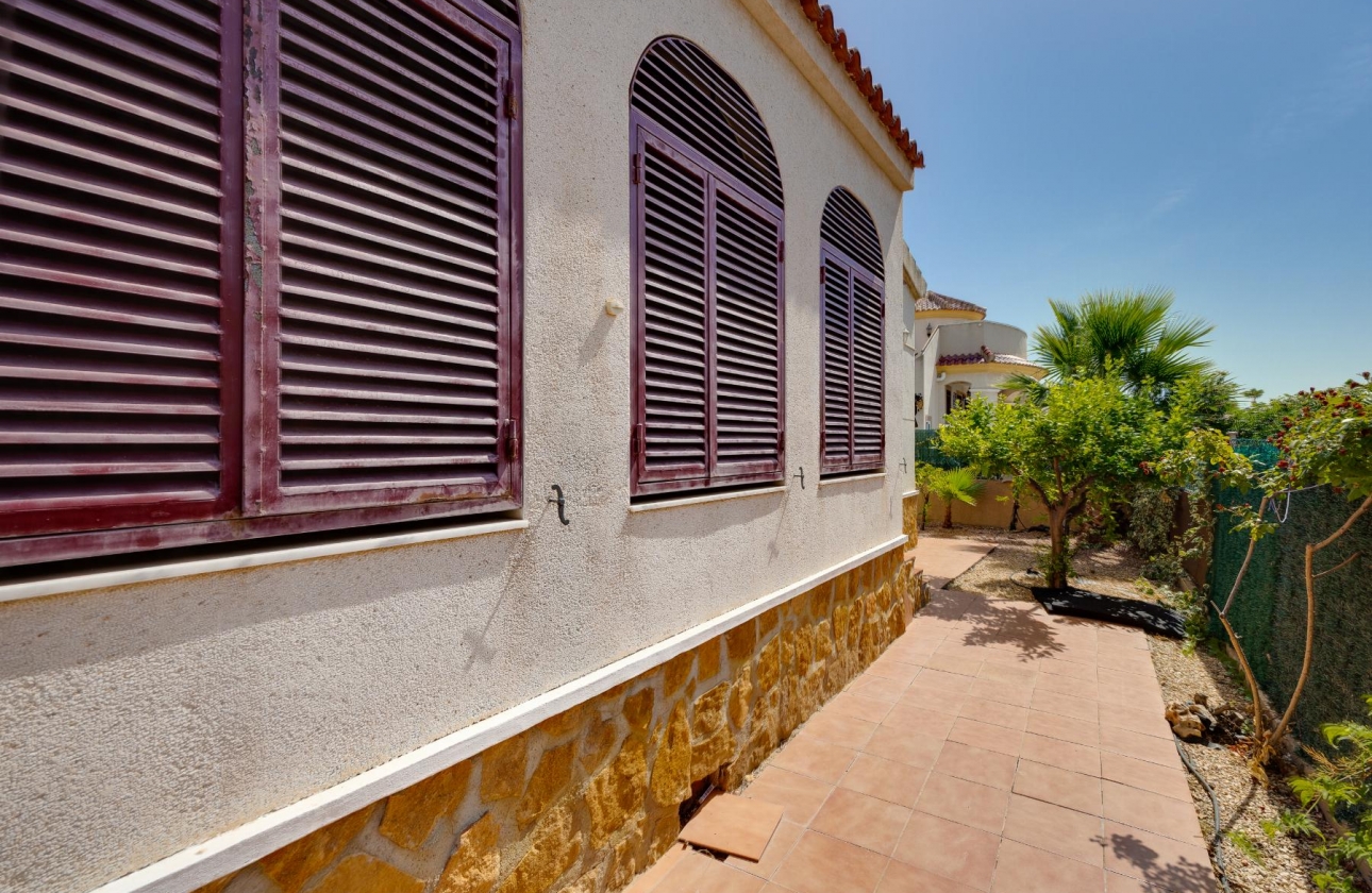 Resale - Villa - San Fulgencio - La Marina