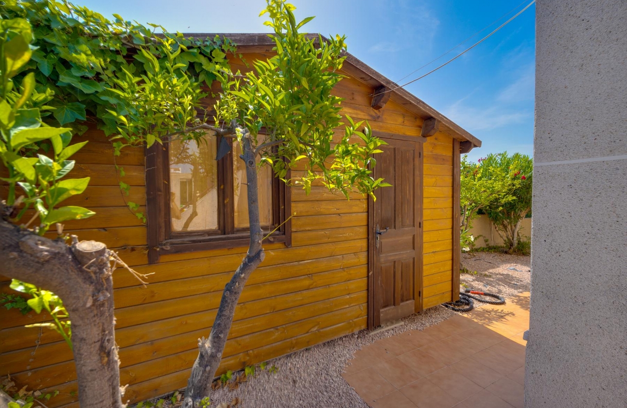 Resale - Villa - San Fulgencio - La Marina