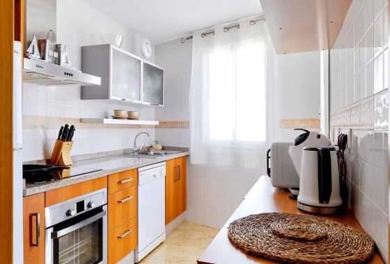 Resale - Apartment - Orihuela Costa - Campoamor