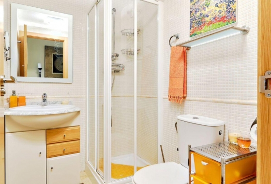 Resale - Apartment - Orihuela Costa - Campoamor