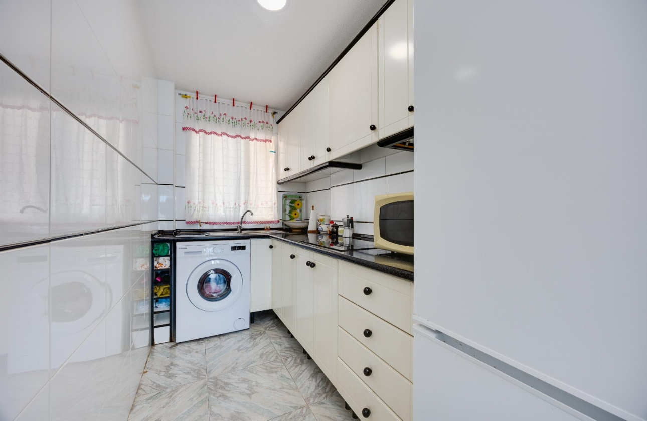 Resale - Apartment - Torrevieja - Torre Del Moro