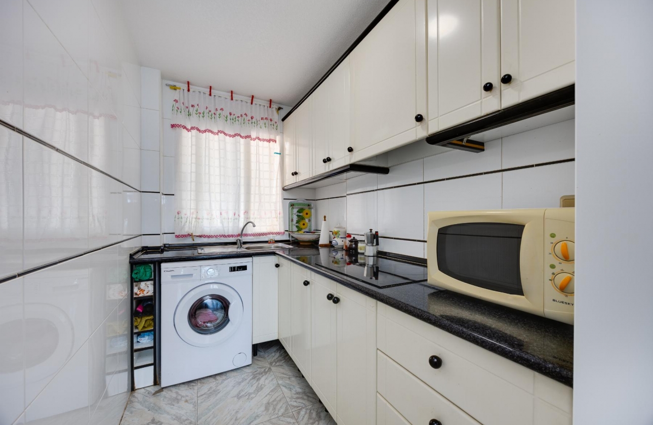 Resale - Apartment - Torrevieja - Torre Del Moro