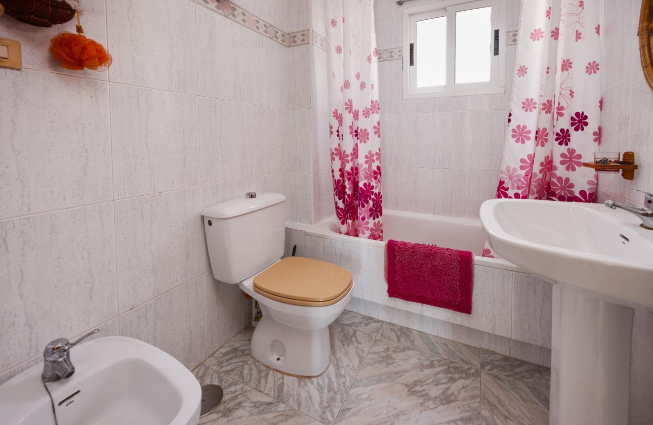 Resale - Apartment - Torrevieja - Torre Del Moro