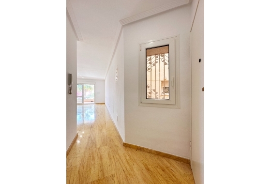 Resale - Apartment - Orihuela Costa - Agua Marina