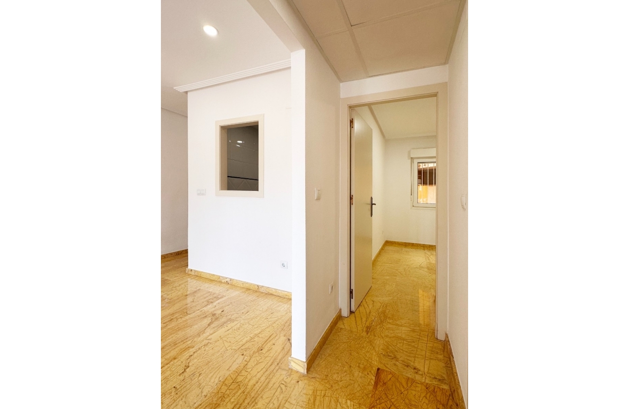 Resale - Apartment - Orihuela Costa - Agua Marina