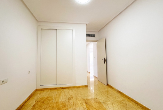 Resale - Apartment - Orihuela Costa - Agua Marina