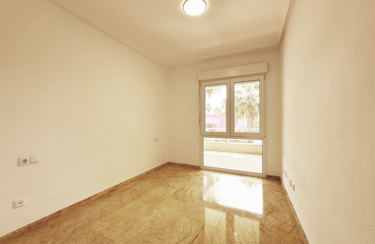 Resale - Apartment - Orihuela Costa - Agua Marina
