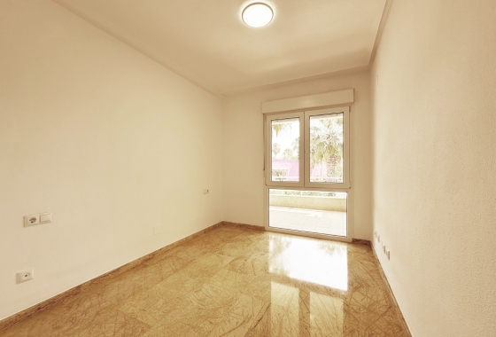 Resale - Apartment - Orihuela Costa - Agua Marina