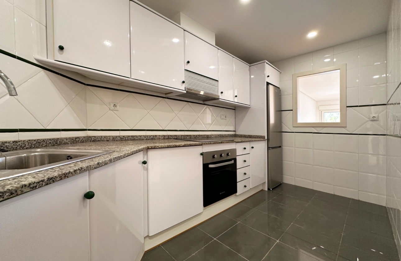 Resale - Apartment - Orihuela Costa - Agua Marina