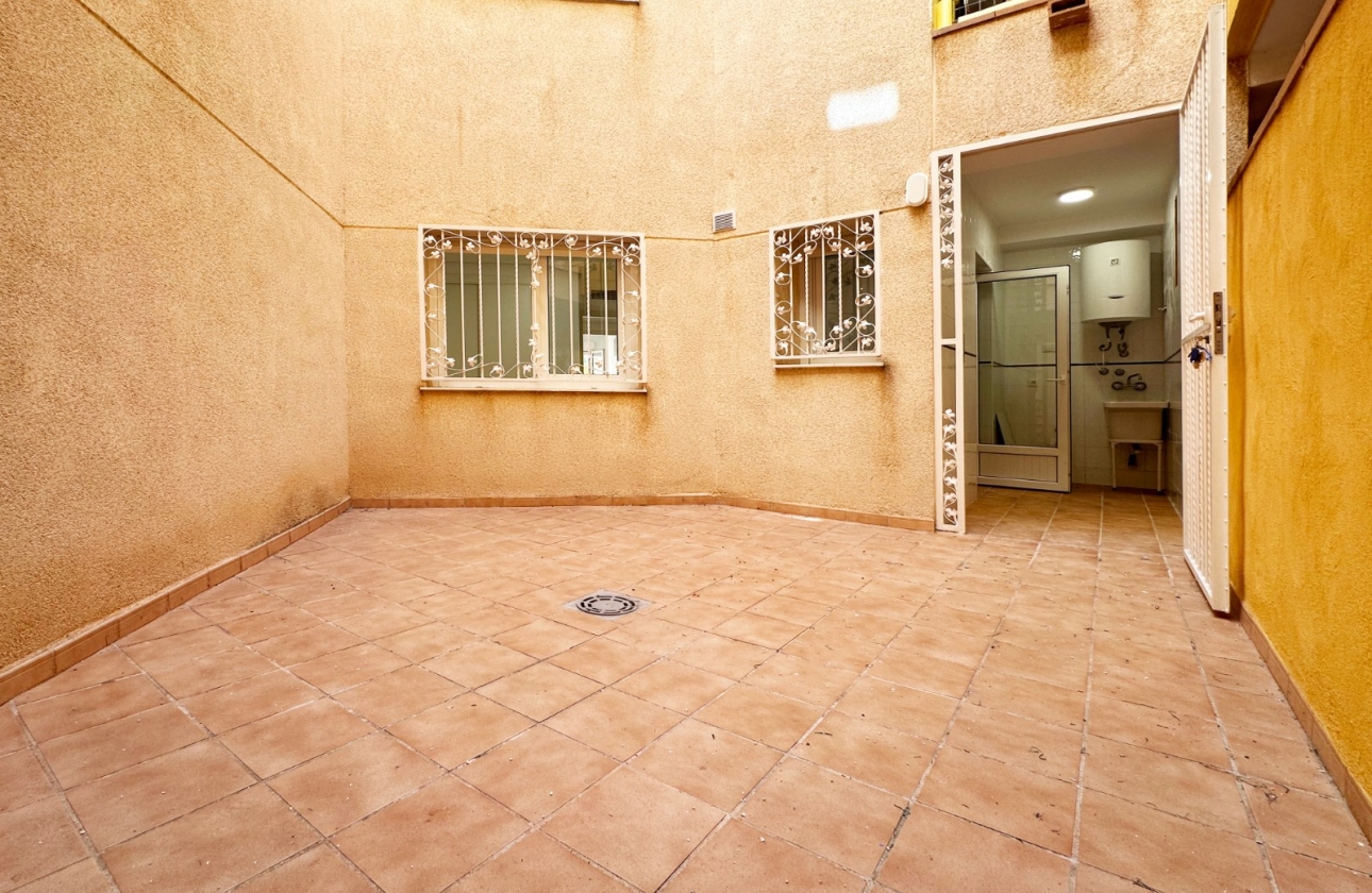 Resale - Apartment - Orihuela Costa - Agua Marina