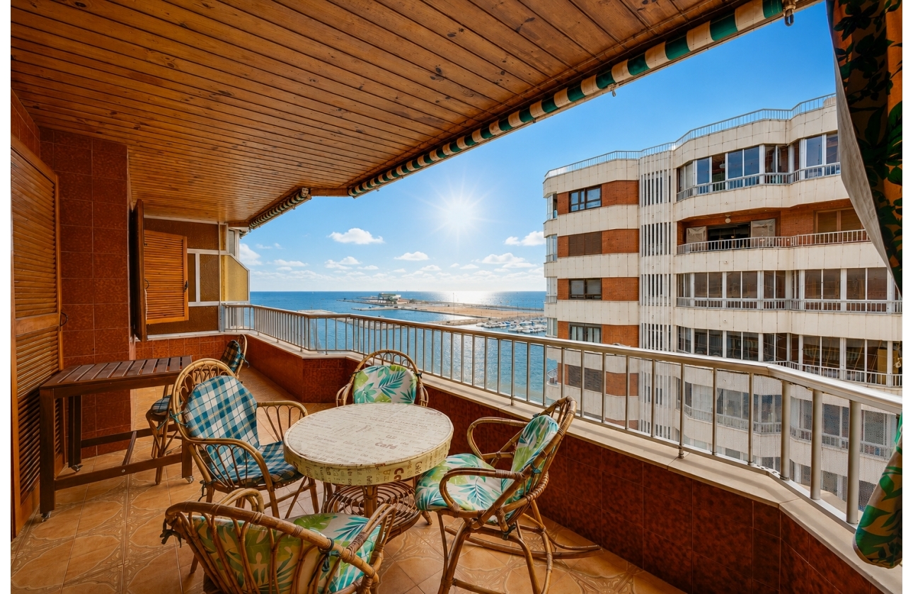 Resale - Apartment - Torrevieja - Playa del Acequión