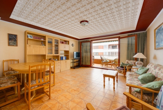 Resale - Apartment - Torrevieja - Playa del Acequión