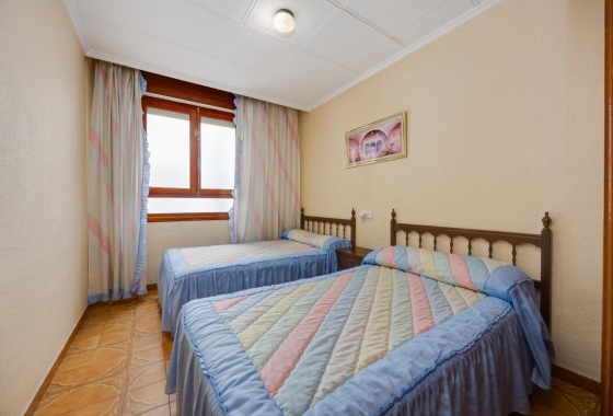 Resale - Apartment - Torrevieja - Playa del Acequión
