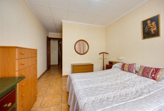 Resale - Apartment - Torrevieja - Playa del Acequión