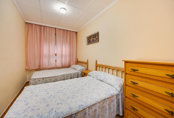 Resale - Apartment - Torrevieja - Playa del Acequión