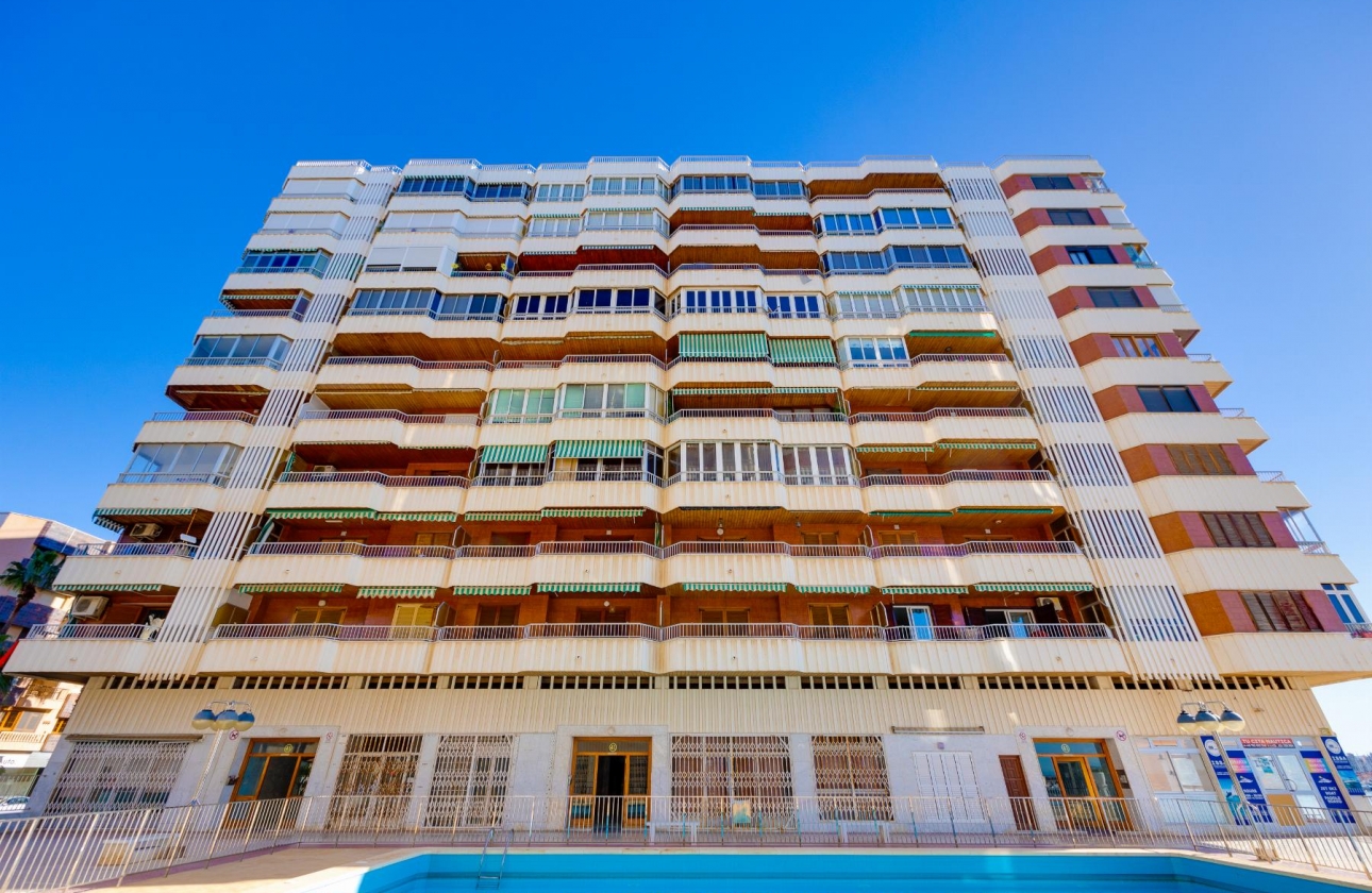 Resale - Apartment - Torrevieja - Playa del Acequión