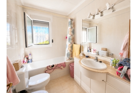 Wiederverkauf - Villa - Torrevieja - La Siesta