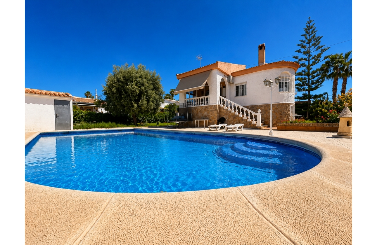 Wiederverkauf - Villa - Torrevieja - La Siesta