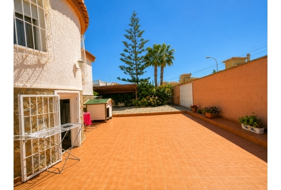 Wiederverkauf - Villa - Torrevieja - La Siesta