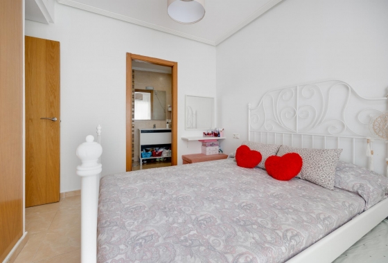 Resale - APARTAMENTO - Torrevieja - Villa Madrid