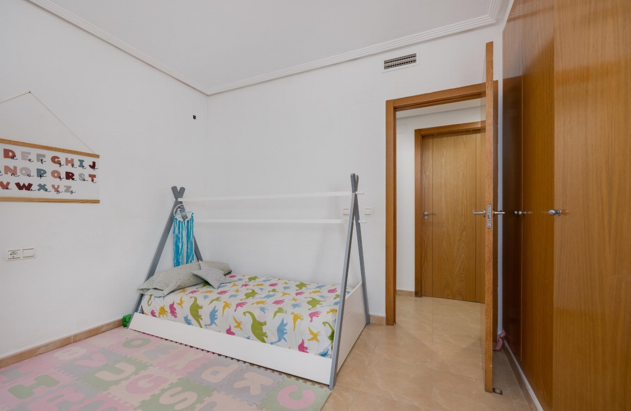 Revente - APARTAMENTO - Torrevieja - Villa Madrid