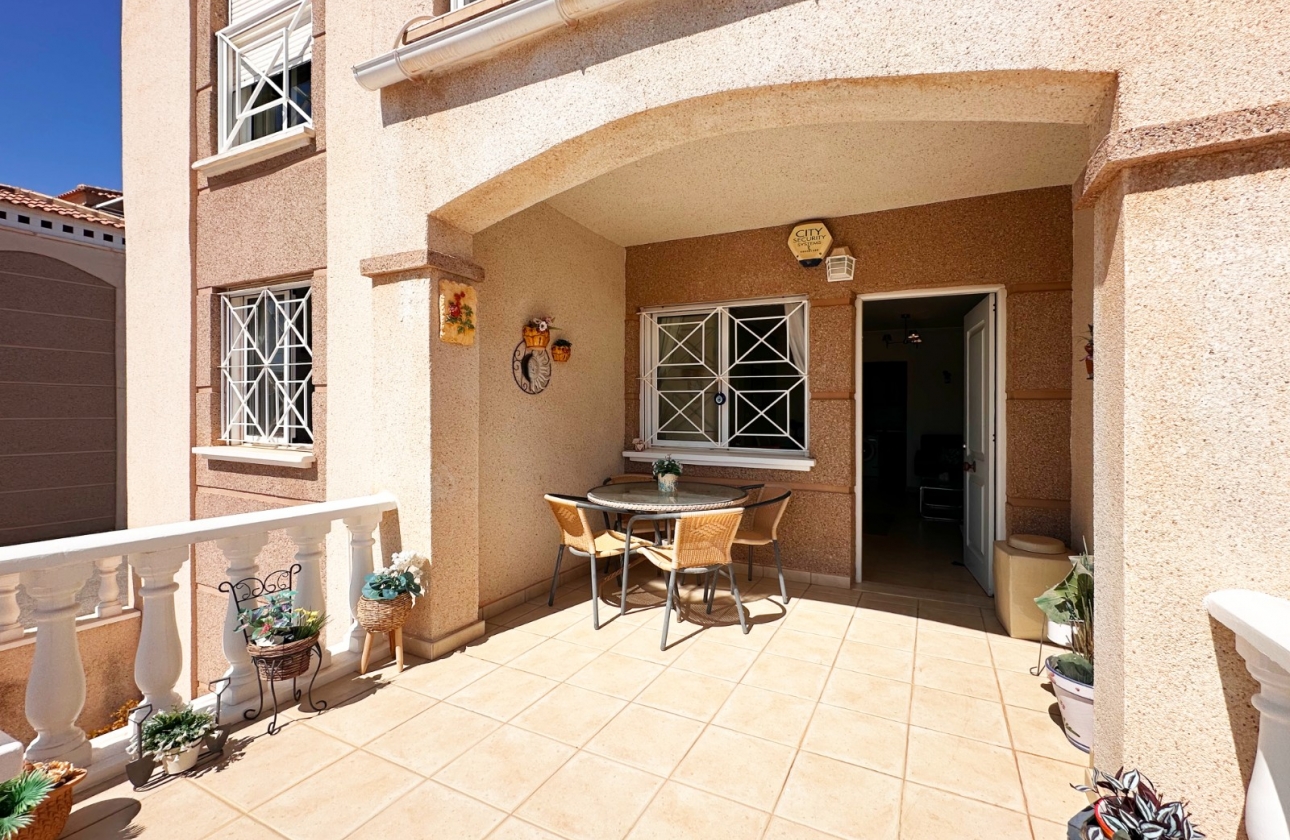 Resale - Bungalow - ﻿Torrevieja (Alicante) - Spain