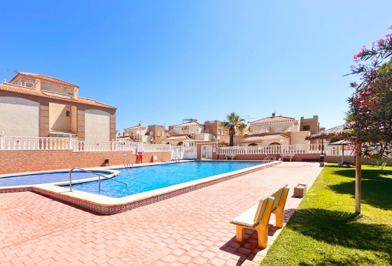 Resale - Bungalow - ﻿Torrevieja (Alicante) - Spain