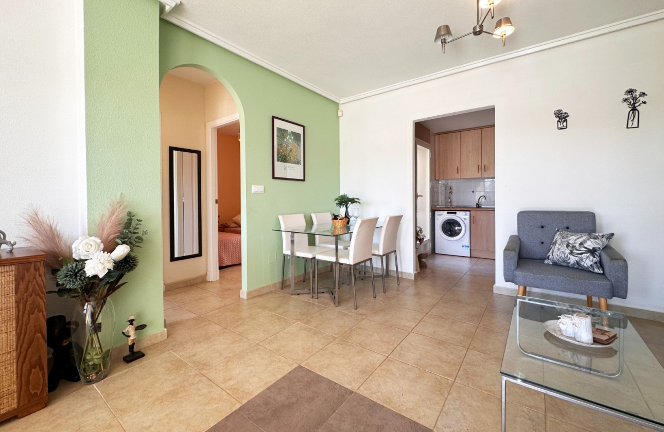 Resale - Bungalow - ﻿Torrevieja (Alicante) - Spain