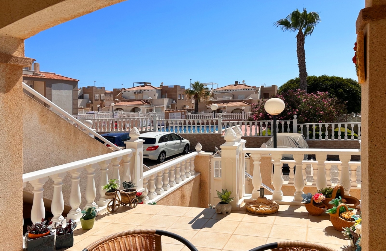 Resale - Bungalow - ﻿Torrevieja (Alicante) - Spain