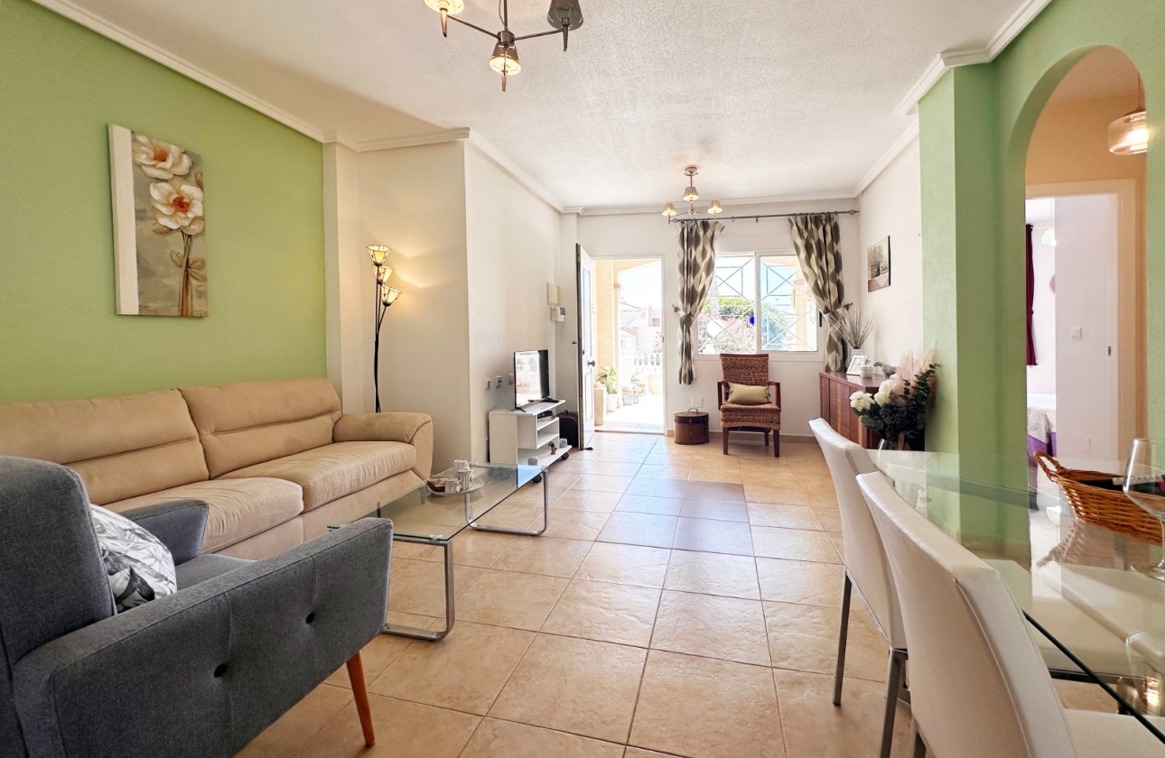 Resale - Bungalow - ﻿Torrevieja (Alicante) - Spain