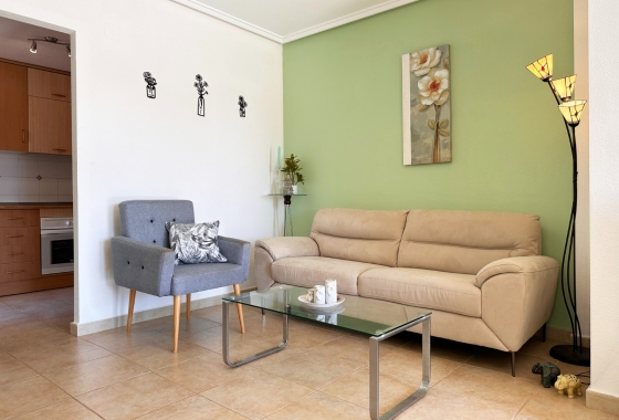 Resale - Bungalow - ﻿Torrevieja (Alicante) - Spain