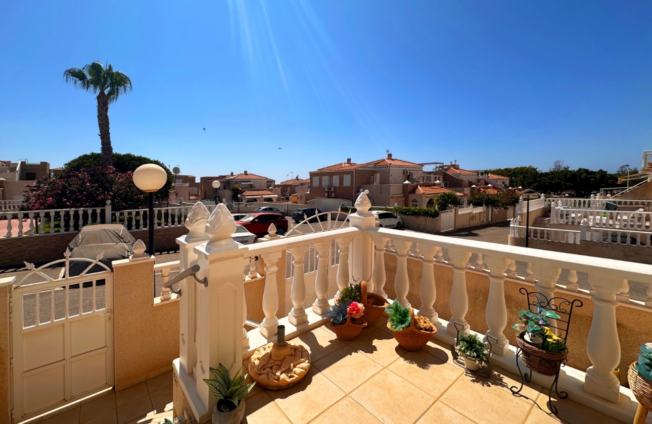 Resale - Bungalow - ﻿Torrevieja (Alicante) - Spain