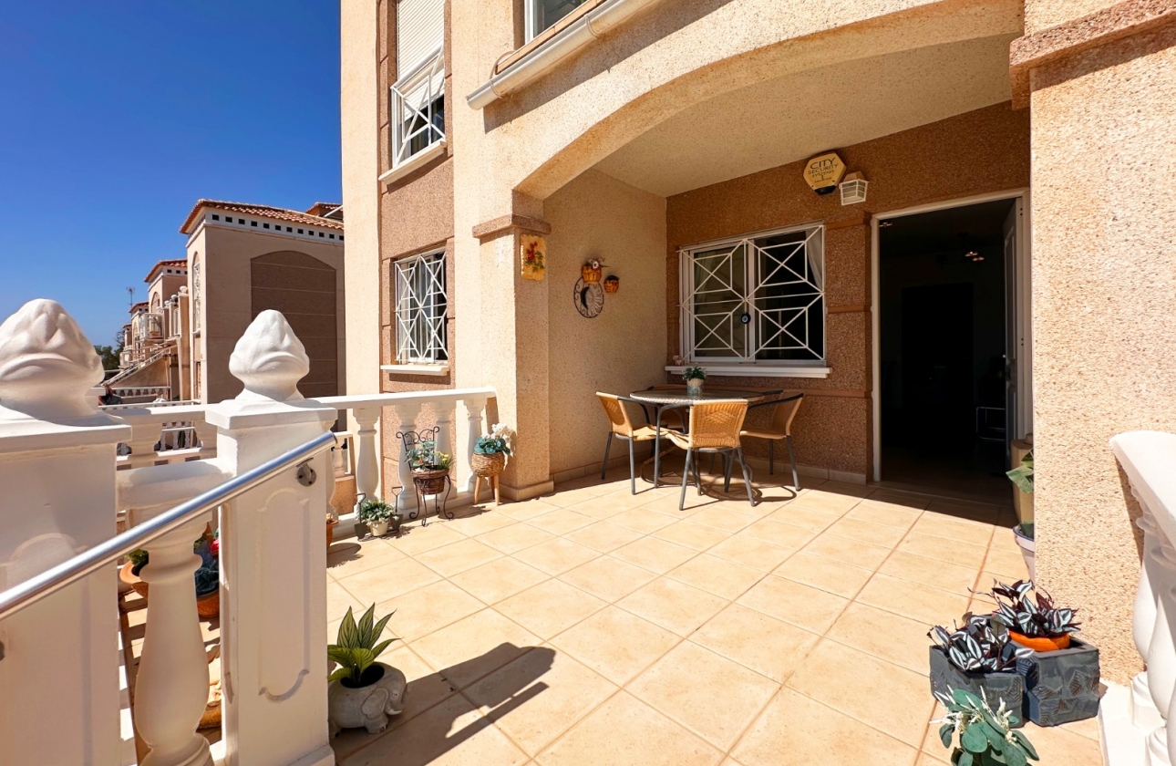 Resale - Bungalow - ﻿Torrevieja (Alicante) - Spain
