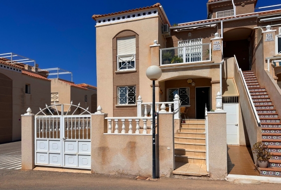 Resale - Bungalow - ﻿Torrevieja (Alicante) - Spain