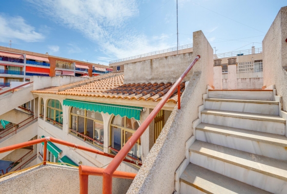 Wiederverkauf - APARTAMENTO - Torrevieja - Playa del Acequión