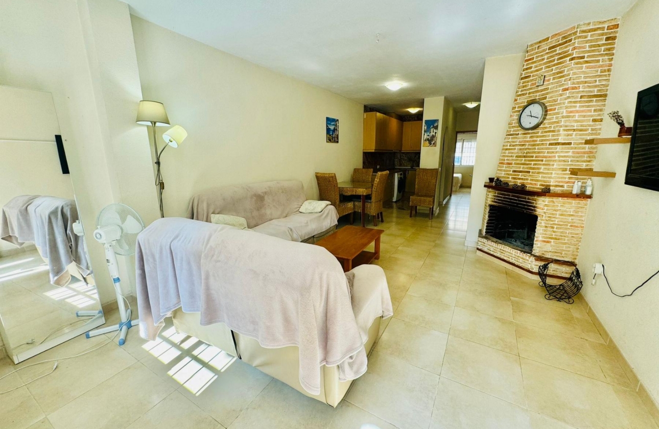 Revente - Bungalow - Torrevieja - Aguas Nuevas